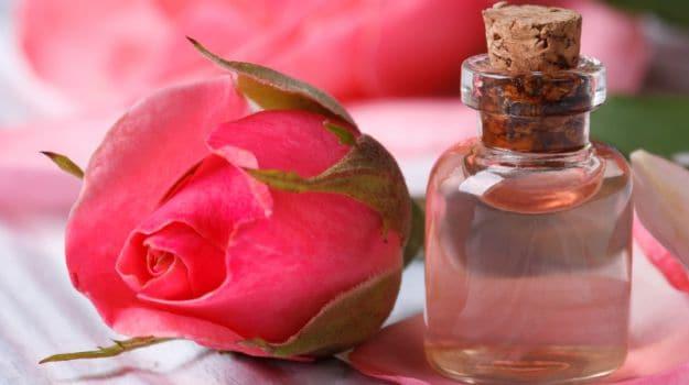 10 Rose Water Benefits: