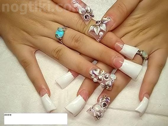 Flared nails are back in